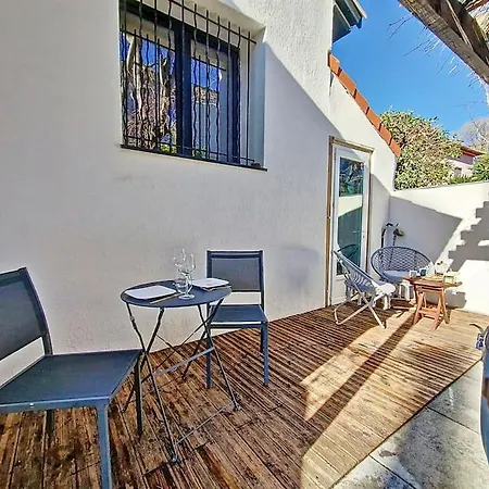 Cosy Tiny Centre-ville De * Nîmes