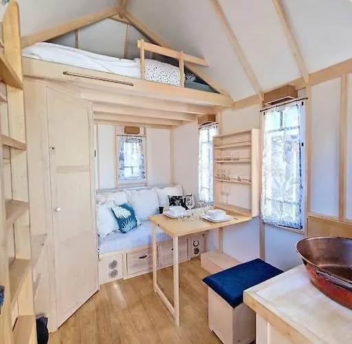 Cosy Tiny Centre-ville De Alpstuga Nîmes